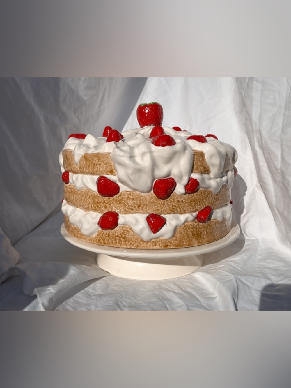 Vintage Ceramic Strawberry Shortcake Centerpiece/Cake Stand - Picture 2 of 8